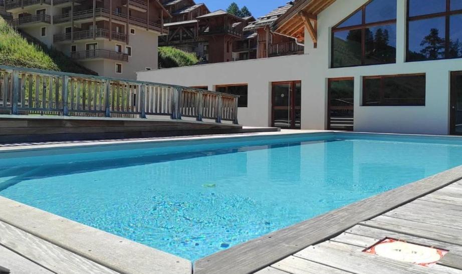 Апартаменти Appt Le Hameau Des Rennes 4 Etoiles Pieds Des Pistes Piscine Interieure Exterieure Вар Екстер'єр фото